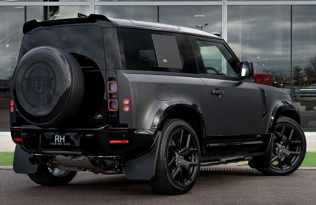 defender110_l663_259066575_618602662694426_7237247465464257389_n4z8.jpg