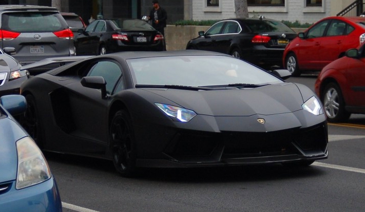 lamborghini-aventador-lp900-4-molto-veloce-by-dmc-c677111092013150829_1.jpg