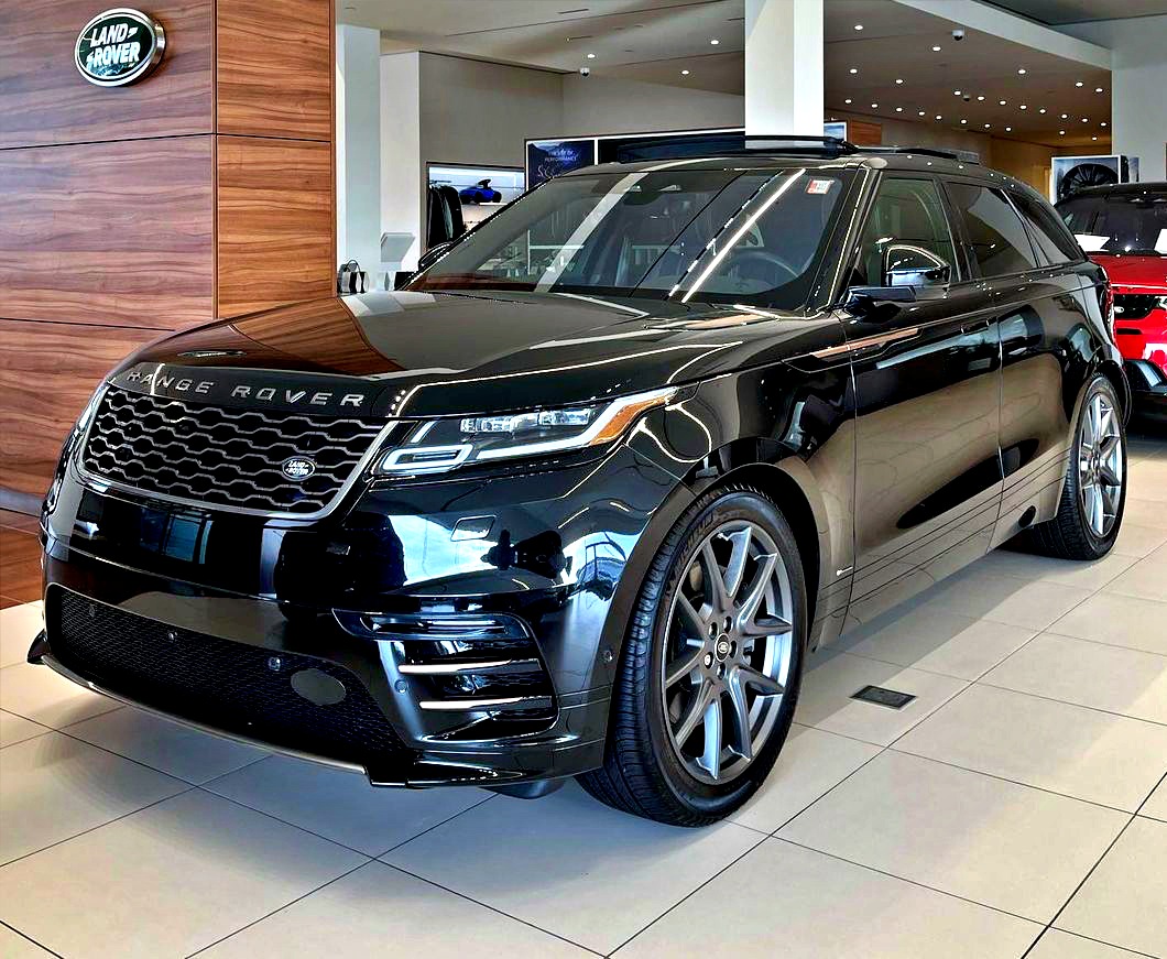landroverparsippany_242196344_2783757101917243_2269194811936917629_n.jpg