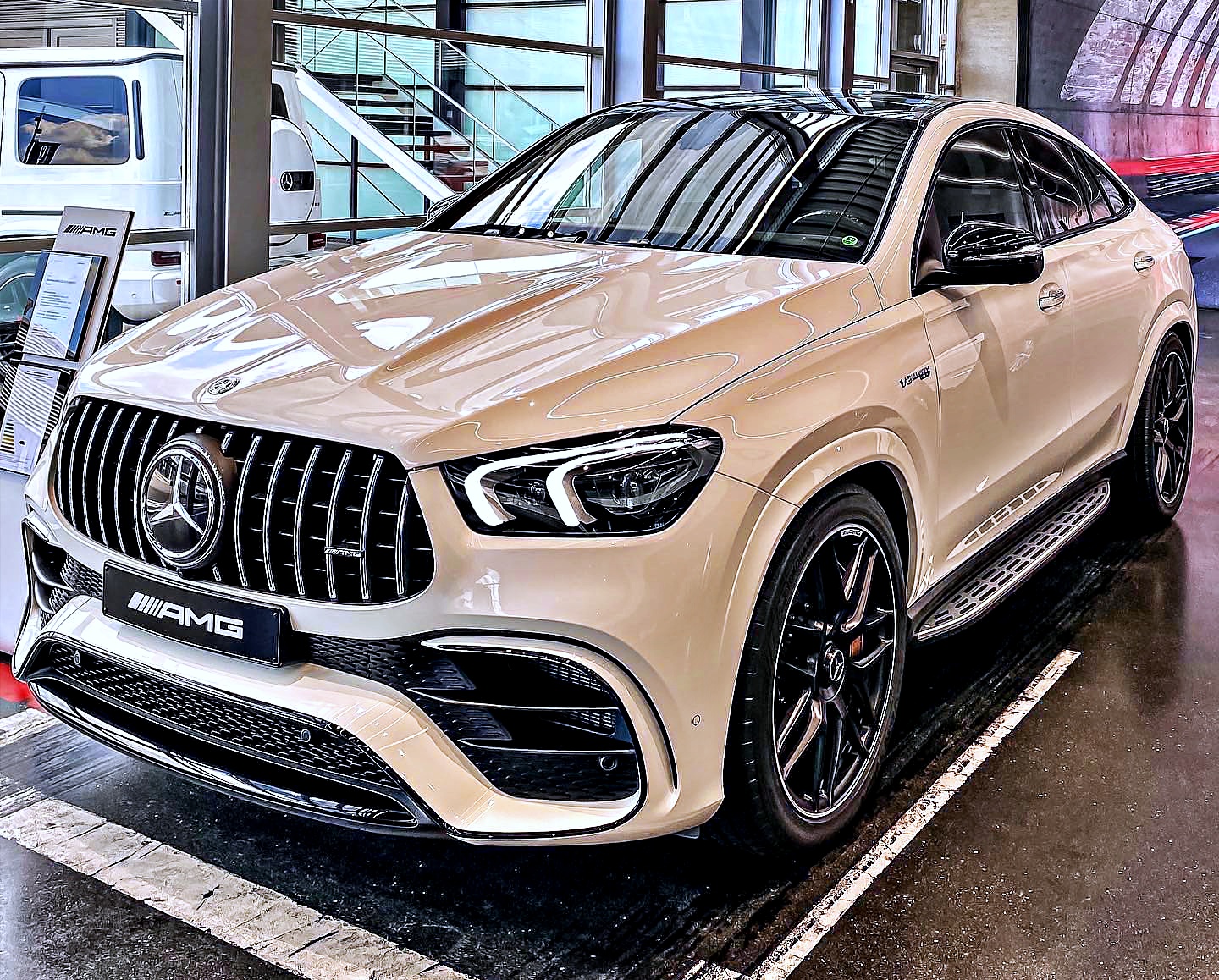 mr.benz63_273484630_440523907771541_320855379920824277_n.jpg